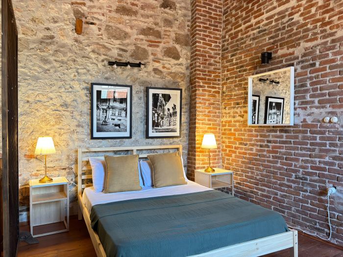 Historic Art House | Award-Winning Gallery Home