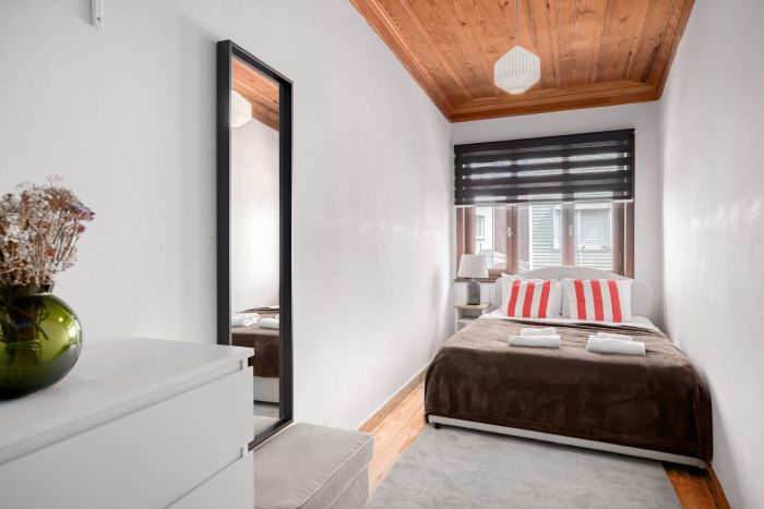 Detached Triplex with Garden & Terrace