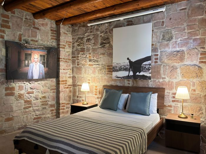 Historic Art House | Award-Winning Gallery Home