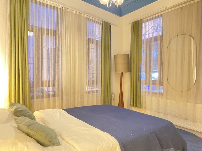 Charming Historic Balat House | 2 Floors • 5 BR