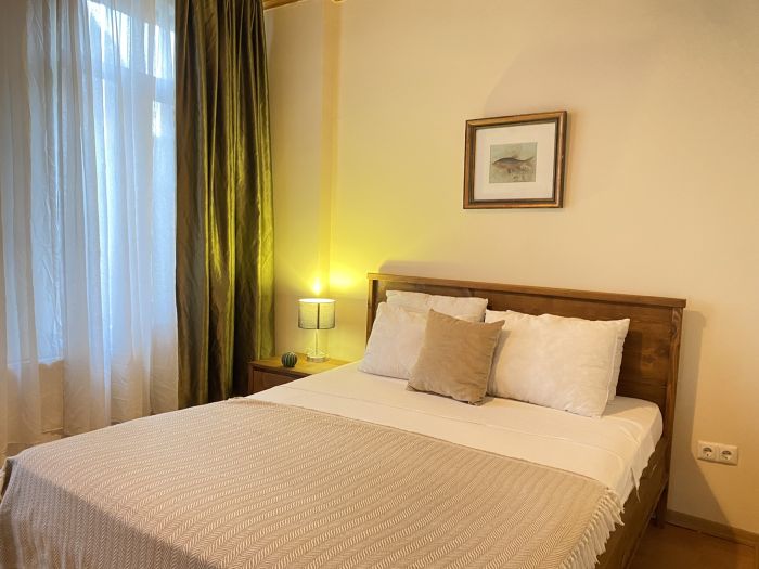 Classic Cozy 1+1 Home in Central Beyoğ