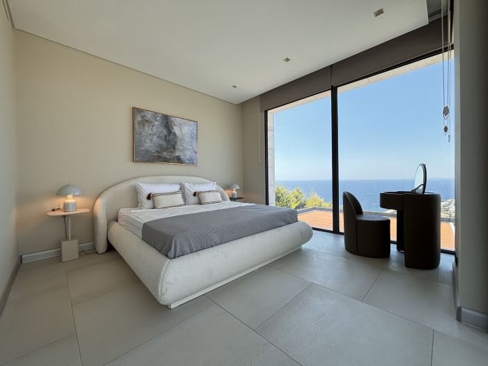 Yalıkavak Villa with Pool, Garden & Sea View
