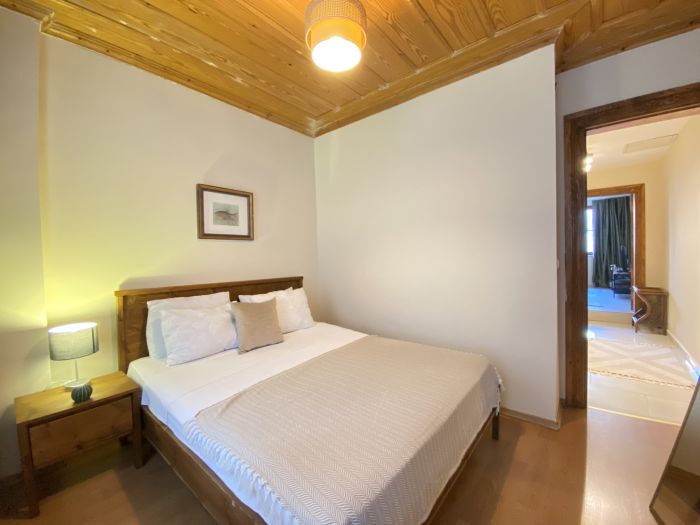 Classic Cozy 1+1 Home in Central Beyoğ