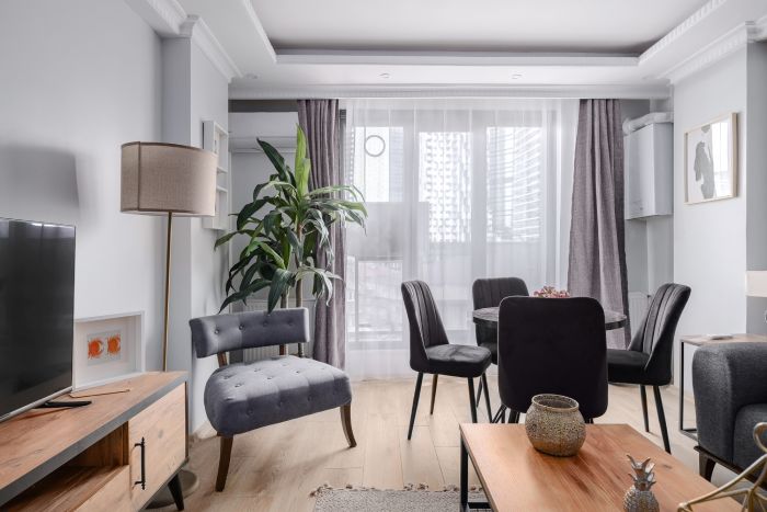 Stylish City Apartment | High-Speed WiF & Elevator