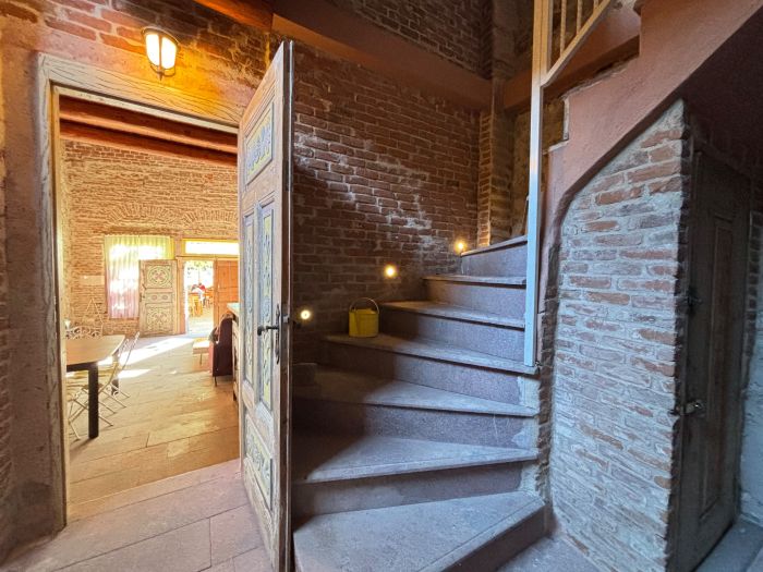 Historic Art House | Award-Winning Gallery Home